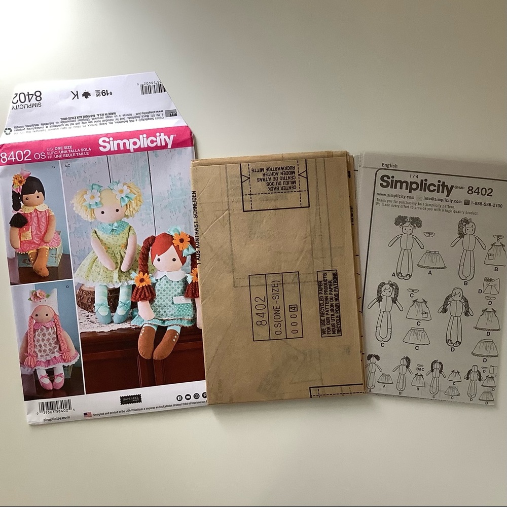 Simplicity 8402 Sewing Pattern - Picture 3 of 5